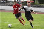 Spieli-Neuling Julian Frommherz hatte es bei seinem Bezirksliga-Debüt mit keinem geringeren als den Landesliga erfahrenen Ahmet Aydin (li.) zu tun.