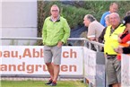 SpVgg-Manager Wolfgang Mahr war nach der Niederlage ziemlich bedient. Selbiges galt für Reserve-Spielleiter Karsten Kamper (rechts).