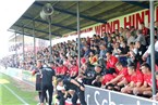 1400 Zuschauer sorgten für voll besetzte Tribünen im Karl-Fleschutz-Stadion.