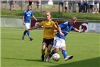Der TV Hilpoltstein (in gelb) musste sich dem TSV Burgfarrnbach in der Relegation mit 0:1 geschlagen geben und verpasste damit den Aufstieg in die Bezirksliga.