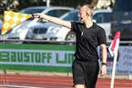 Abseits. Kein Tor für Baiersdorf. Linienrichterin Francesca Hau hob zur Verärgerung der Hausherren die Fahne.