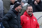 Vachs Trainer Norbert Nein und Abteilungsleiter Jürgen Walthier hatten vor und nach dem Spiel gut zu lachen.