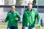  Friesens Übungsleiter Armin Eck (li.) und der sportliche Leiter des SVF, Detlef Dawel (re.) waren guter Dinge vor der Begegnung.