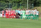Die Mannschaften laufen ein, Haibach als Favorit in Grün-Weiß, der FC Fuchsstadt wie üblich in Rot. 