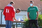 Die Zuschauer der Baiersdorfer U19 mussten erst an "Türsteher" Heinz Halmer vorbei, der für das Hygiene-Konzept am Einlass verantwortlich war. 