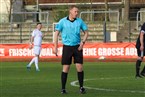 Schiedsrichter André Denzlein (FC Hochstadt) zeigte eine souveräne Spielleitung und hatte keinerlei Probleme mit der Partie. 