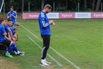 Niederndorf-Trainer Bastian Lunz stellt das Zeiteisen noch ein Mal richtig ein.