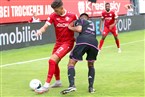 Wie immer mit feinem Füßchen: Ivan Franjic im Duell mit Bayerns Matteo Perez Vinlöf. 