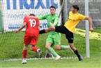 Wieder drin: Nico Schuster (re.) und Torwart Nils Lauckner können nicht mehr eingreifen.