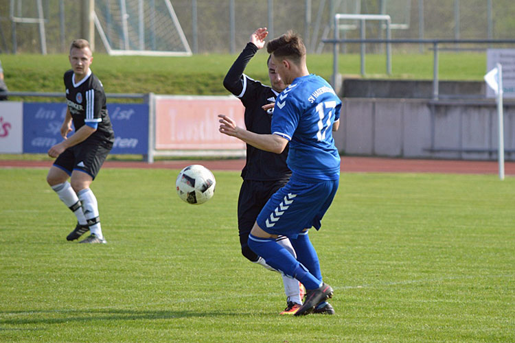 Der TSV Langenzenn zeigte sich gegen Hagenbüchach kämpferisch.