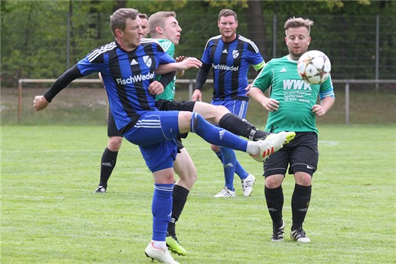 Konkurrent Serbia patzt: Buch II weiter auf Meisterschaftskurs ...