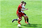 Patrick Dippold im Duell mit Youngster Sven Reischl.