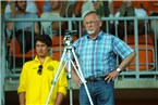 SV-Macher Heribert Pickert filmte die Partie ganz entspannt von der Tribüne aus.