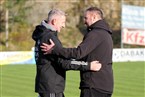 Die beiden Trainer Adnan Udovic (re.) und Normann Wagner (li.) beim shake hands vor der Partie.