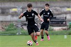Moritz Weße treibt den Ball nach vorn.
